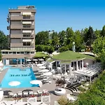 Pacific 3*
