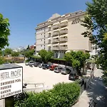 Pacific Hotell