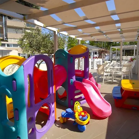 Hotel Pacific 3*