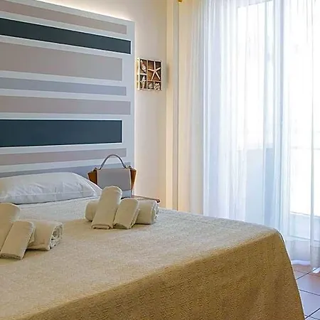 Pacific Hotel 3*